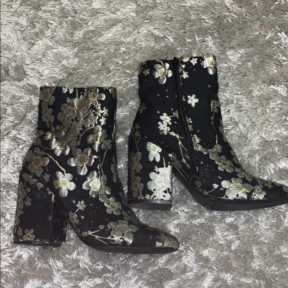 Flower boots!